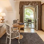 Palace Luxury Katanya