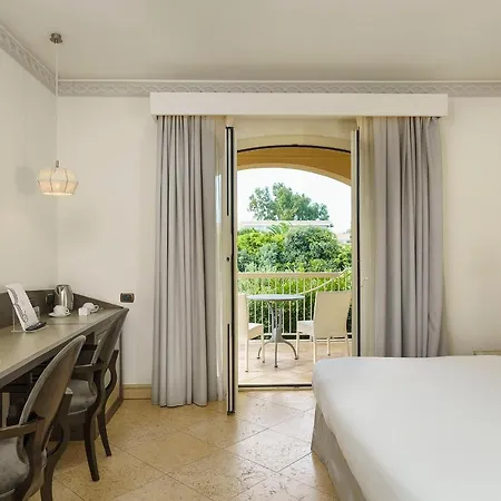 Palace Luxury 5* Katánie