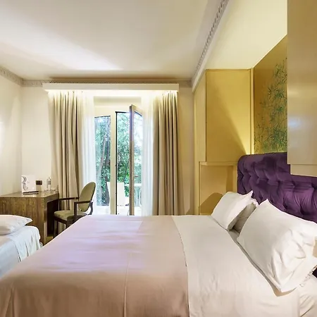 Palace Luxury Hotel 5*
