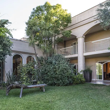 מלון Palace Luxury 5*